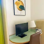 Nydeck Hotel 3*