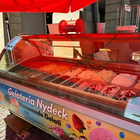 Nydeck Hotell