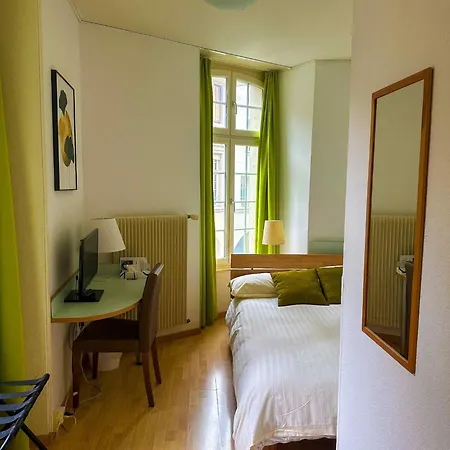 Nydeck Hotell