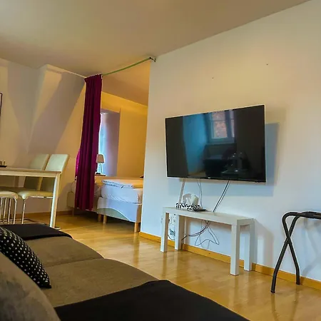 Nydeck Hotell 3*